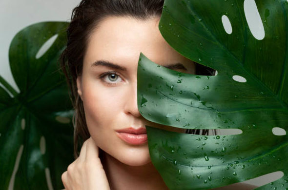 Botulinum toxin is applied not only to smooth wrinkles, but also to preserve facial balance, support expressions, and protect the skin in the long term.